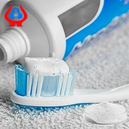 गुणवत्ता प्रतिस्थापन की डिग्री ≥0.8 चिपचिपाहट पानी में पूरी तरह से घुलनशील, उत्पाद को बेहतर बनाने के लिए कपड़ा परिष्करण और रंगाई प्रक्रियाओं में उपयोग किया जाता है फैक्टरी